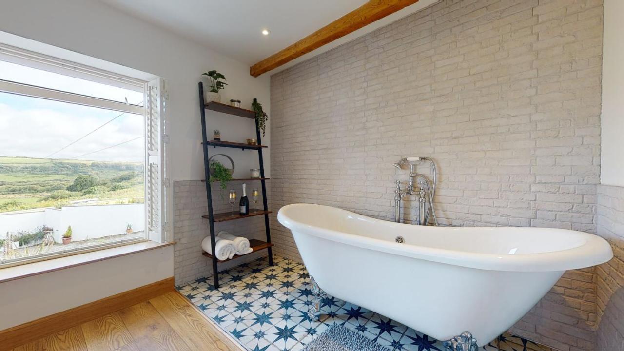 The Little Cottage By Truabode Holiday Lets & Short Lets Newquay - Parking, Wifi & Pet Friendly Brauneberg Quarto foto